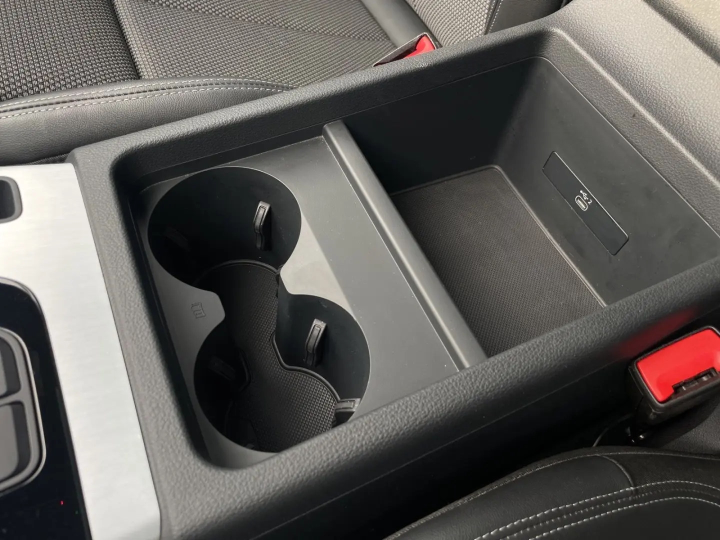 Q5 40 TDI quattro S line PANO MAT LED ACC