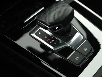 Q5 40 TDI Q S tronic S line LED Standhzg. Navi A