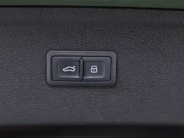 Q5 40 TDI Q S tronic S line LED Standhzg. Navi A