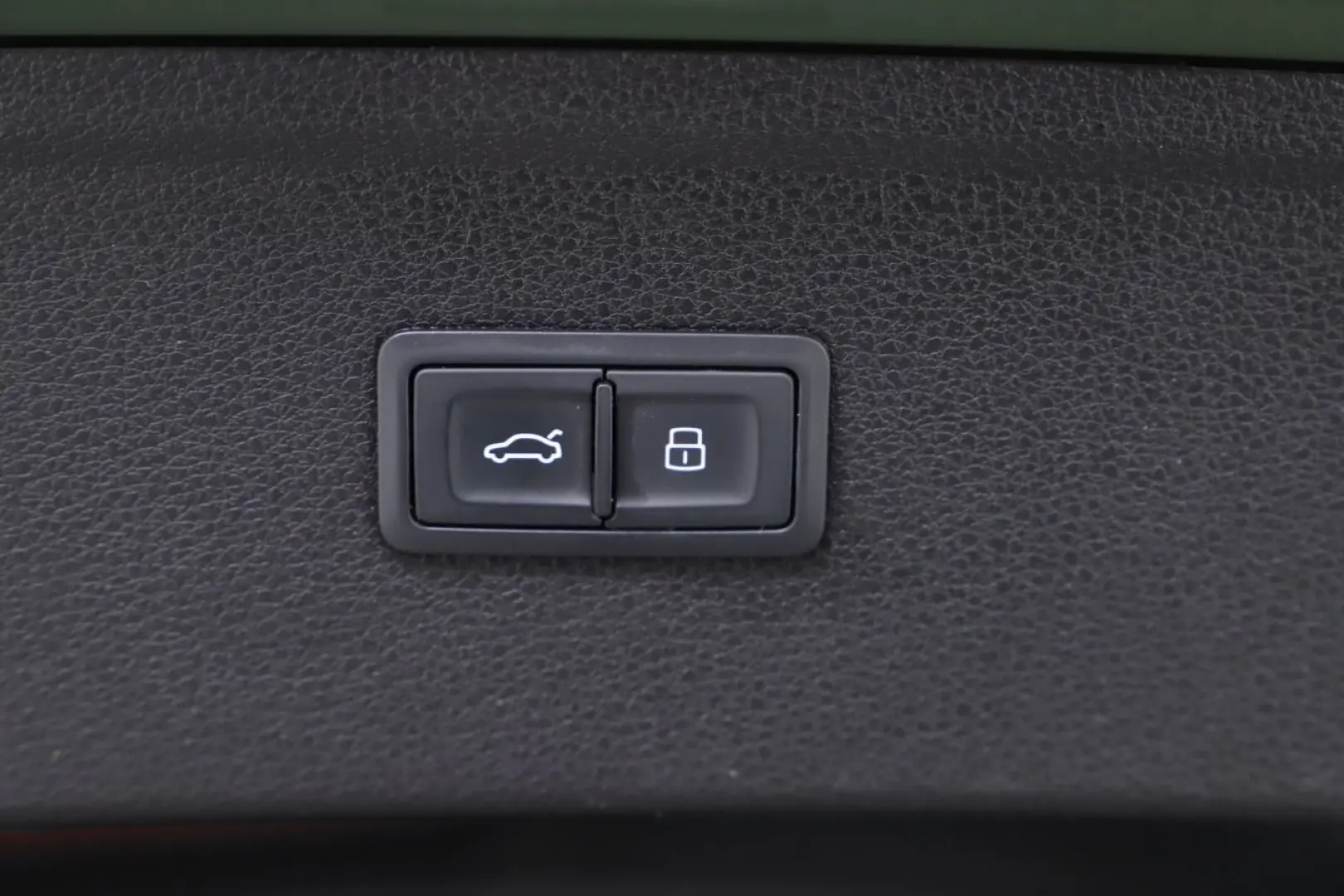 Q5 40 TDI Q S tronic S line LED Standhzg. Navi A