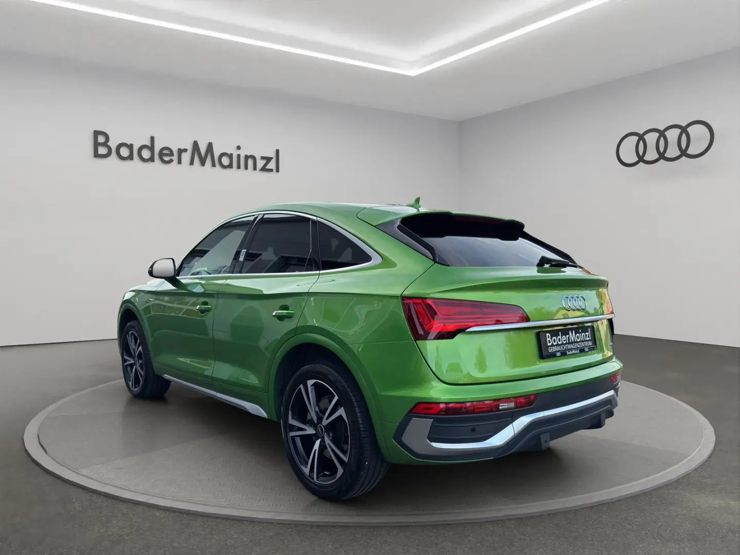 Q5 2.0 TDI Sportback S Line Matrix Pano AHK 40 T