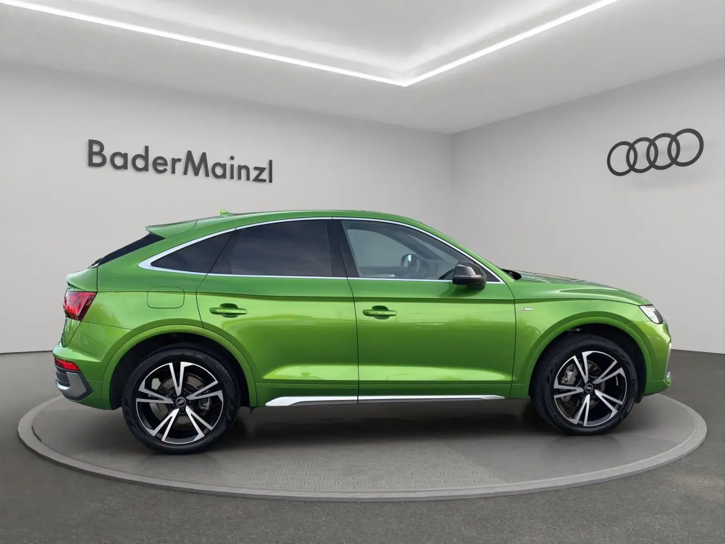 Q5 2.0 TDI Sportback S Line Matrix Pano AHK 40 T