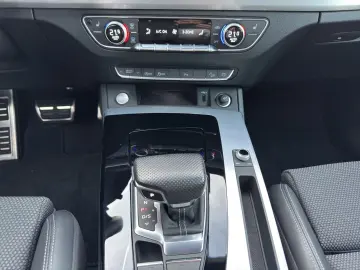 Q5 2.0 TDI Sportback S Line Matrix Pano AHK 40 T