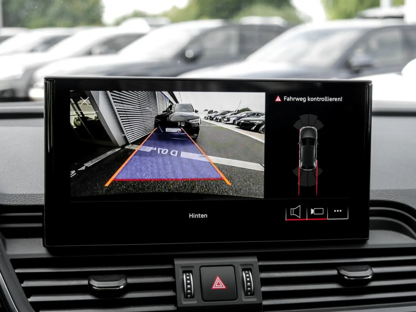 Q5 50 quattro S LINE BLACKPAK PANO CAM ACC LM19