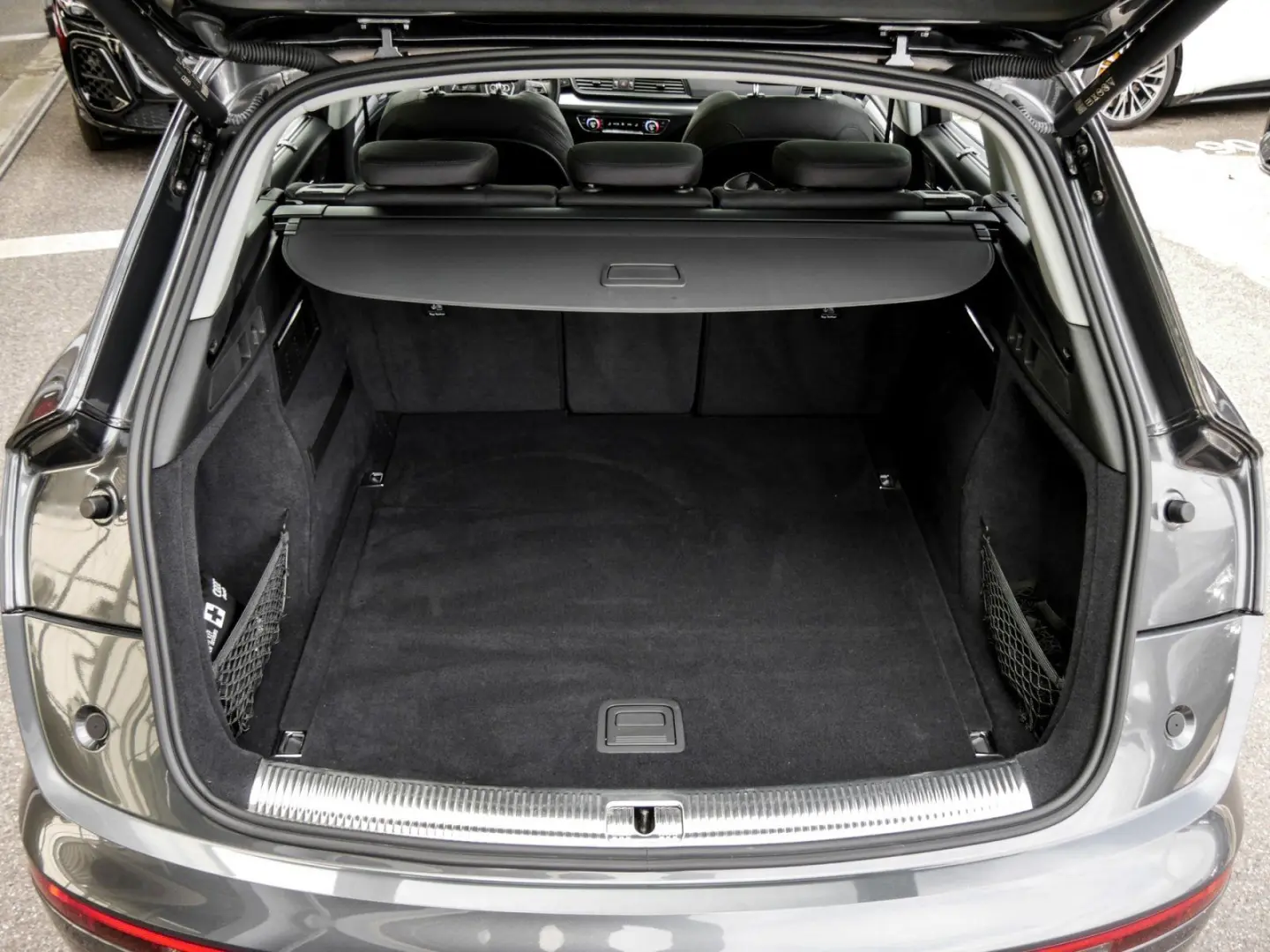 Q5 50 quattro S LINE BLACKPAK PANO CAM ACC LM19