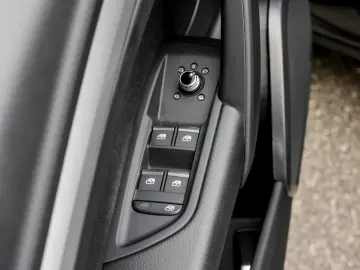 Q5 50 quattro S LINE BLACKPAK PANO CAM ACC LM19