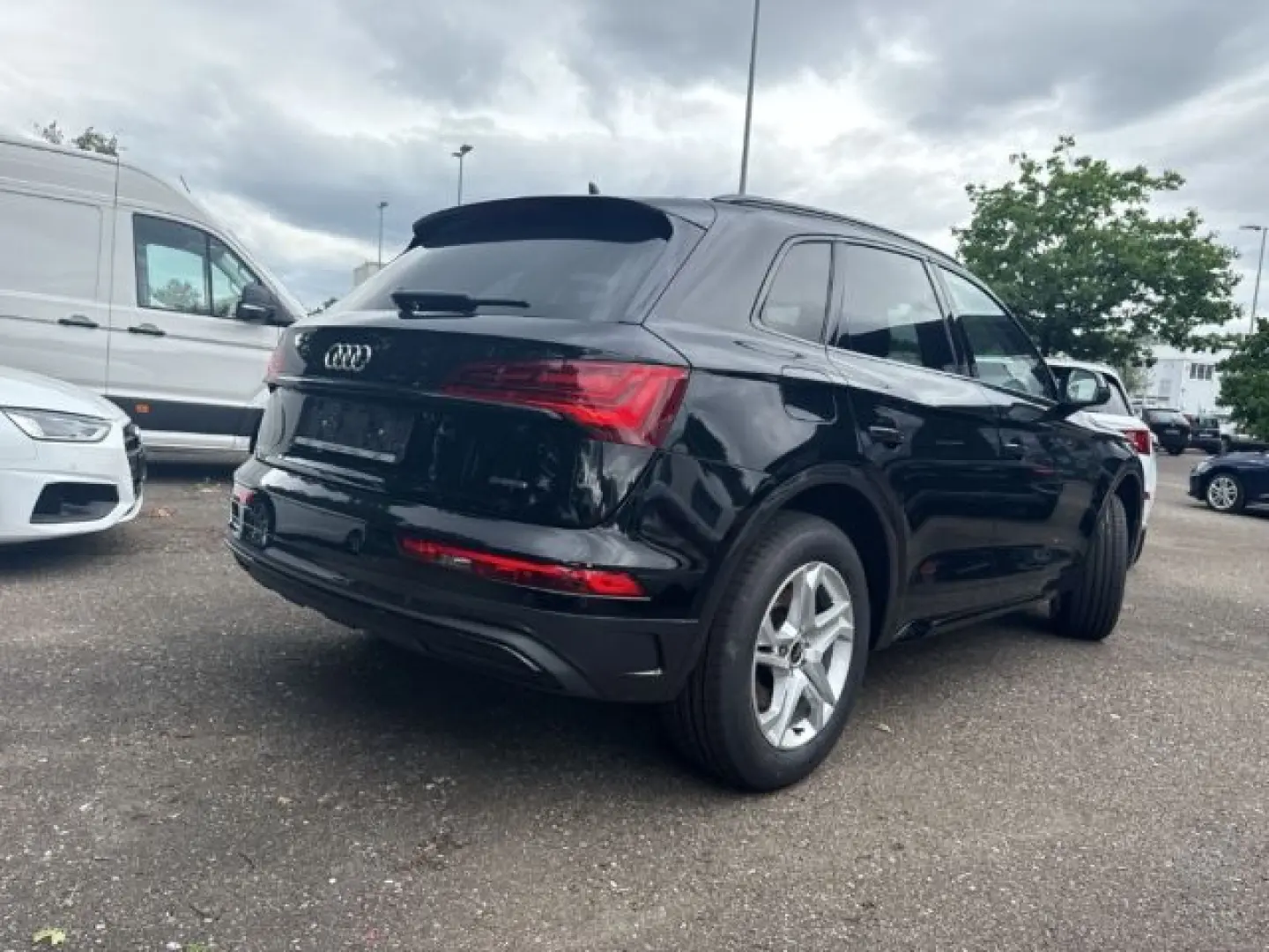 Q5 40 TDI quattro advanced AHK-klappbar El. Pano