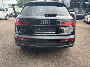 Q5 40 TDI quattro advanced AHK-klappbar El. Pano