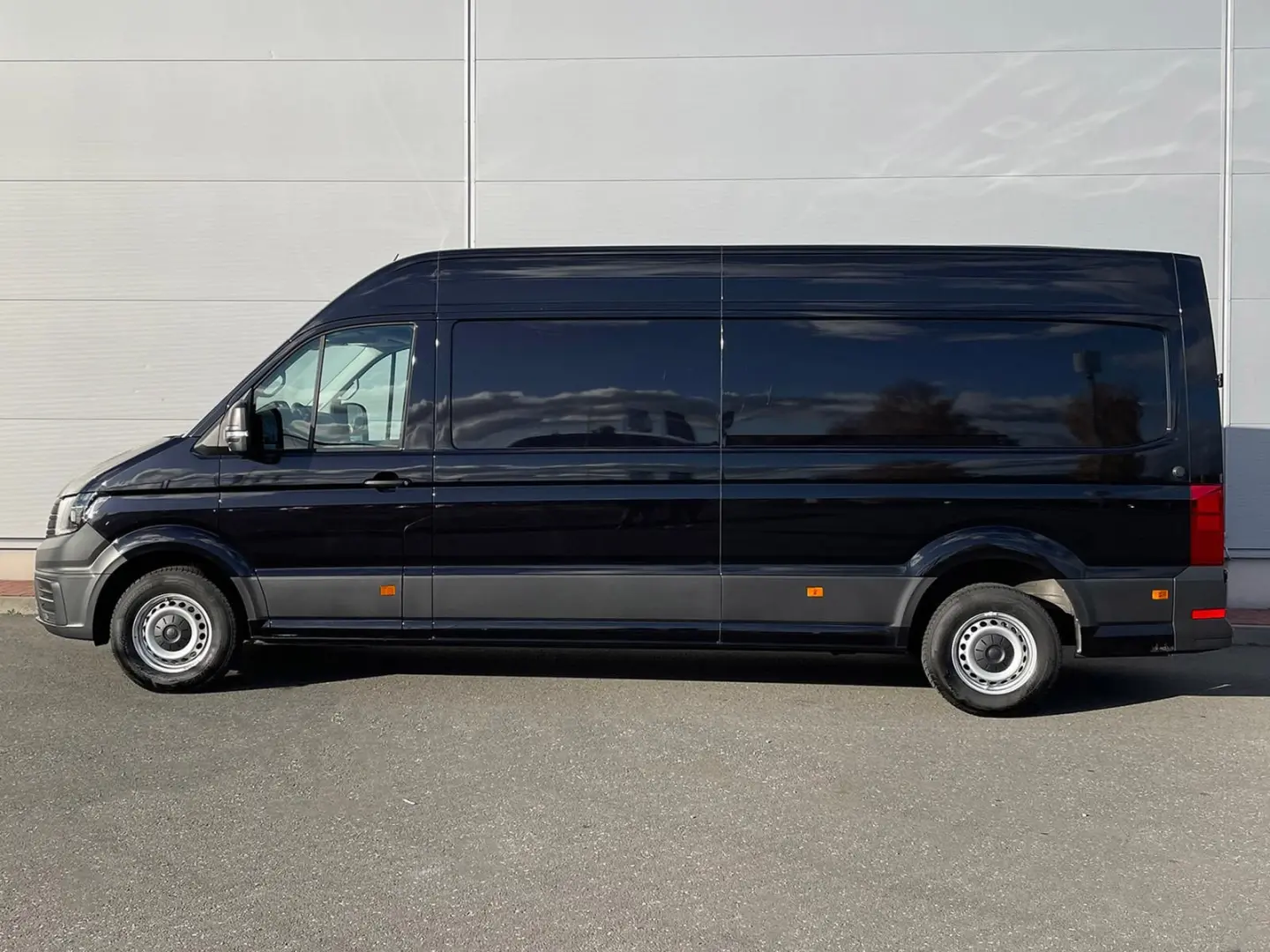 Crafter Kasten 35 L4H3 NAV SITZHZ AHK DAB KAMERA