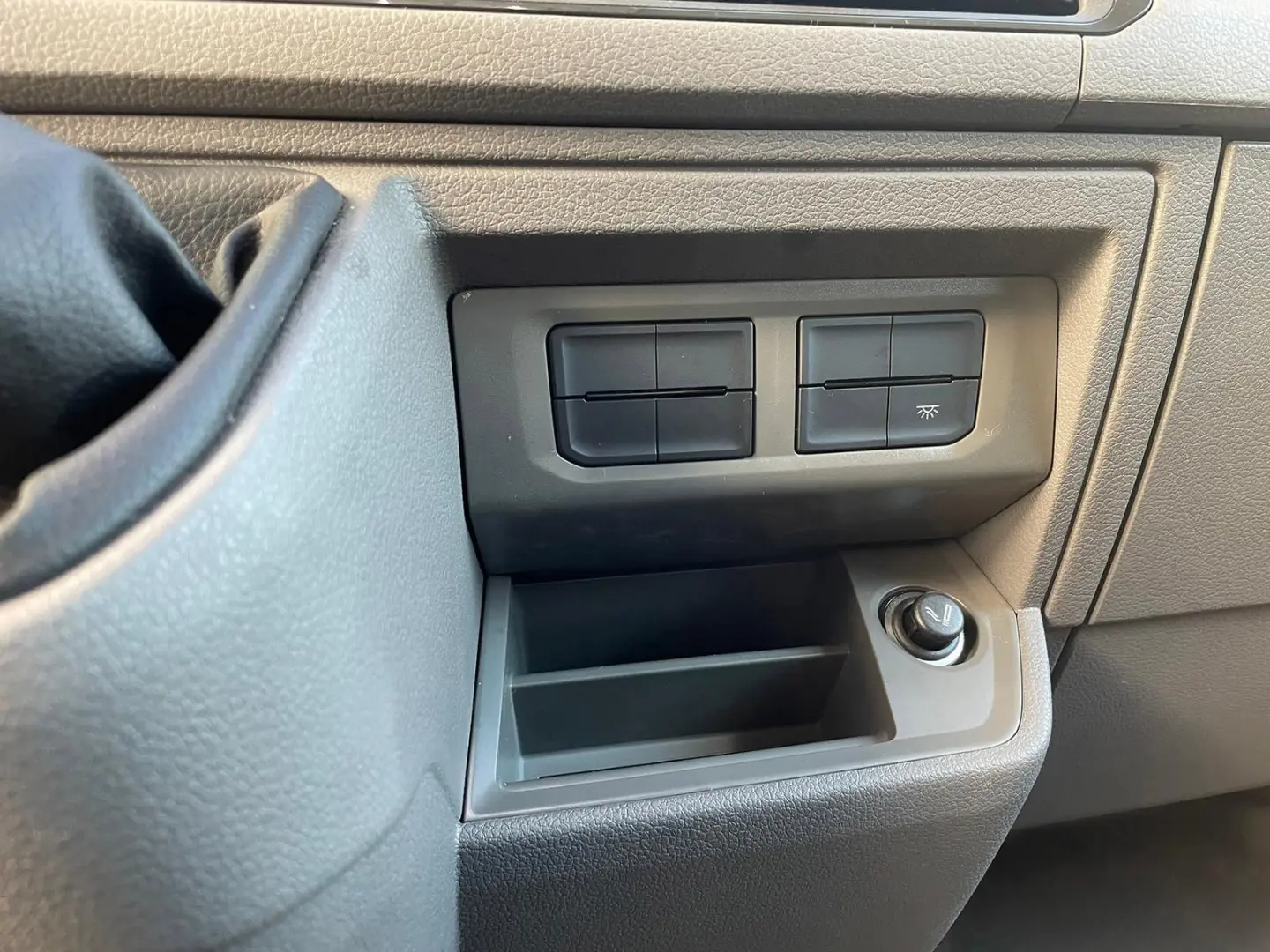 Crafter Kasten 35 L4H3 NAV SITZHZ AHK DAB KAMERA