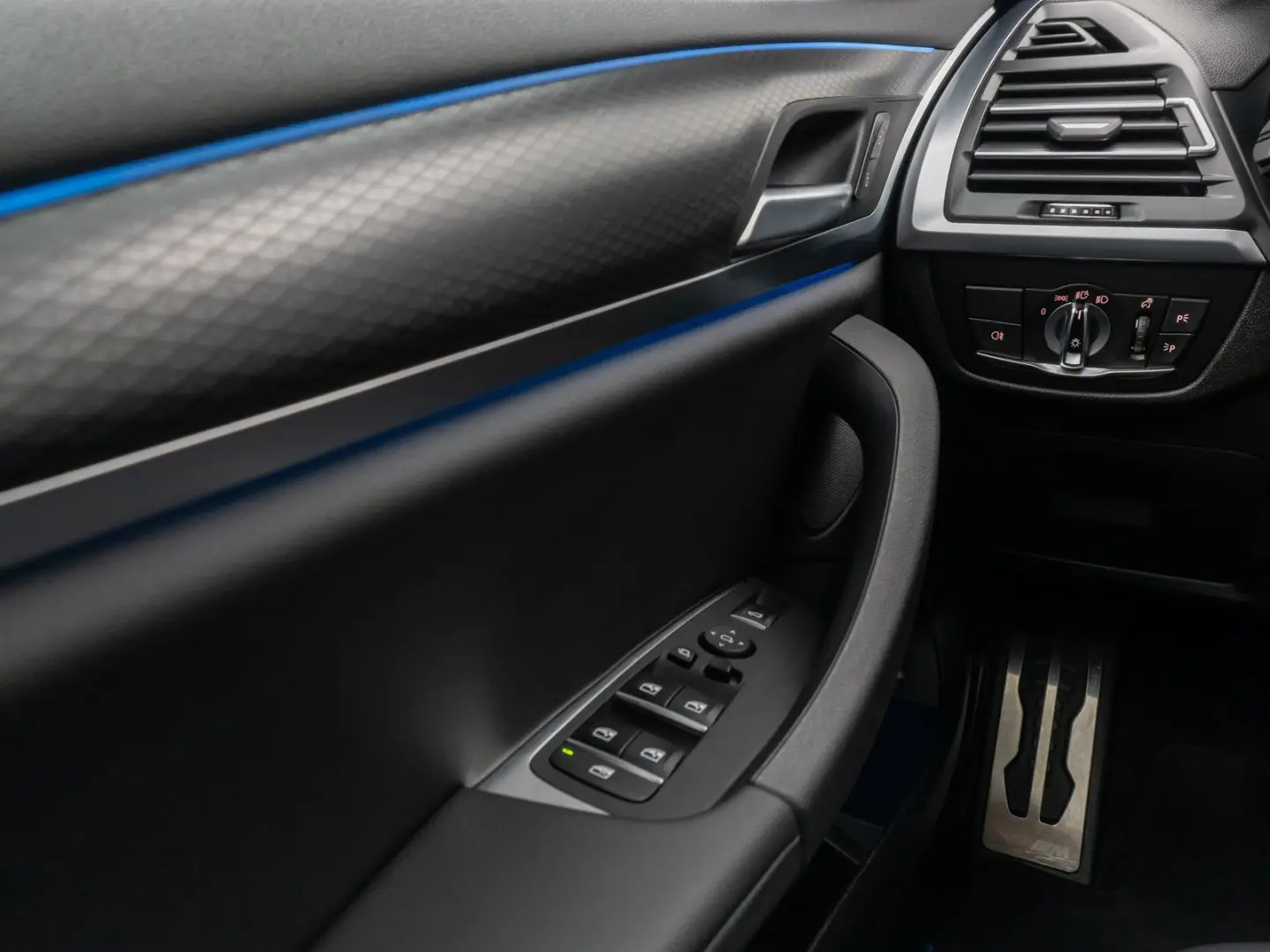 X3 xD30e M Sport Kamera DAB DrivAssis LED 20Zoll