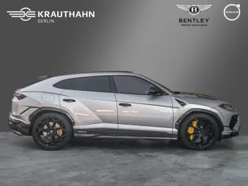 Urus Performante Full Carbon PPF Akrapovic 23