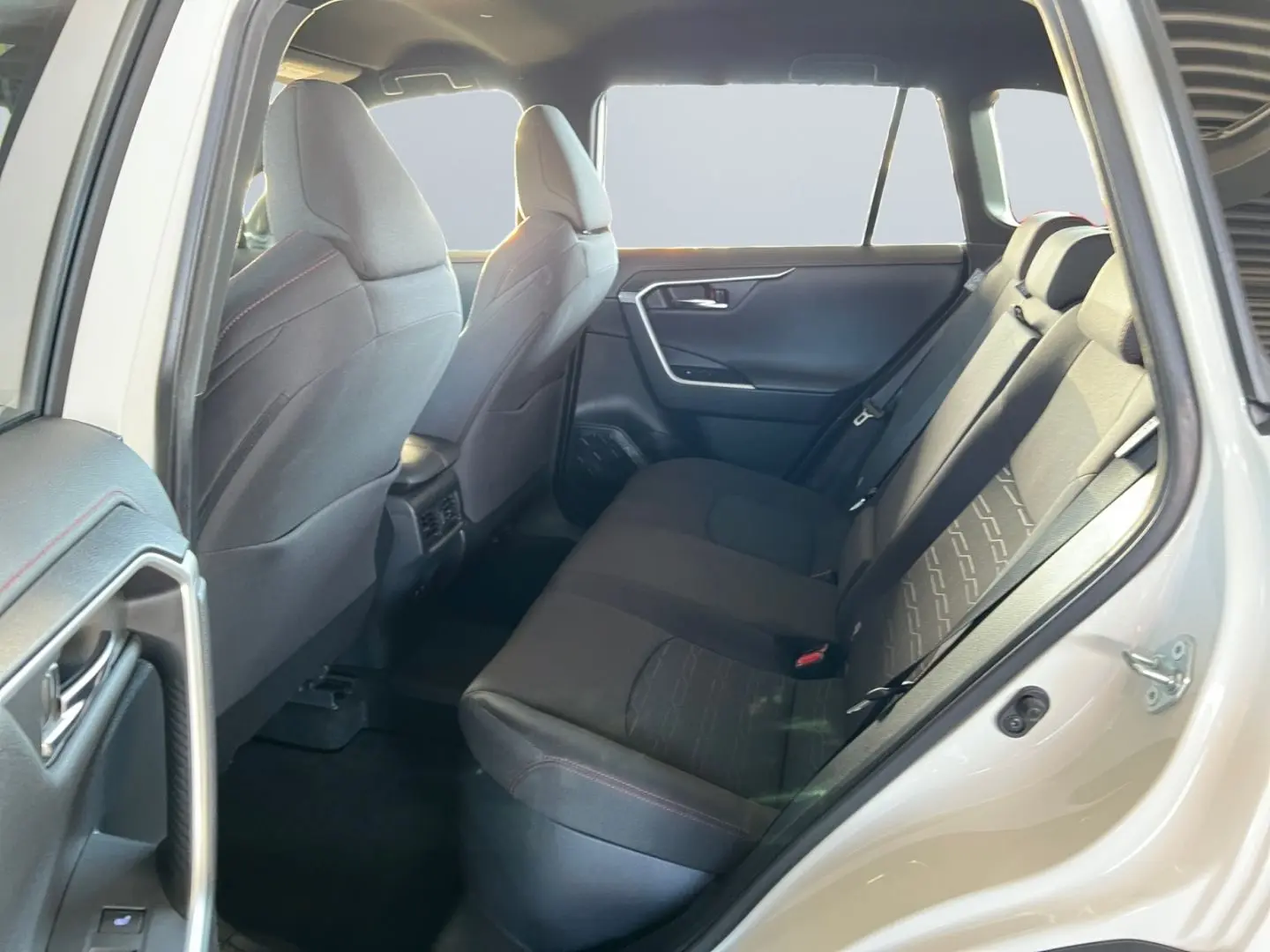 RAV 4 Plug-in-Hybrid Technik-Paket  HUD CAM 4xSH