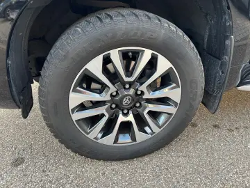 Land Cruiser 2.8 D-4D EXECUTIVE GELÄNDE beige