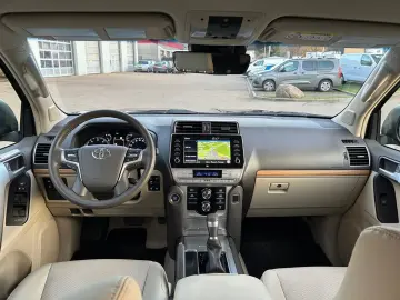 Land Cruiser 2.8 D-4D EXECUTIVE GELÄNDE beige