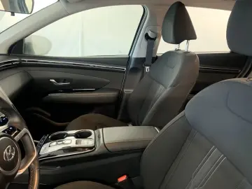 Tucson Hybrid 4WD NAVI LED 19  KAMERA DAB