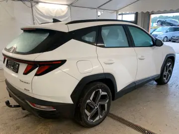 Tucson Hybrid 4WD NAVI LED 19  KAMERA DAB