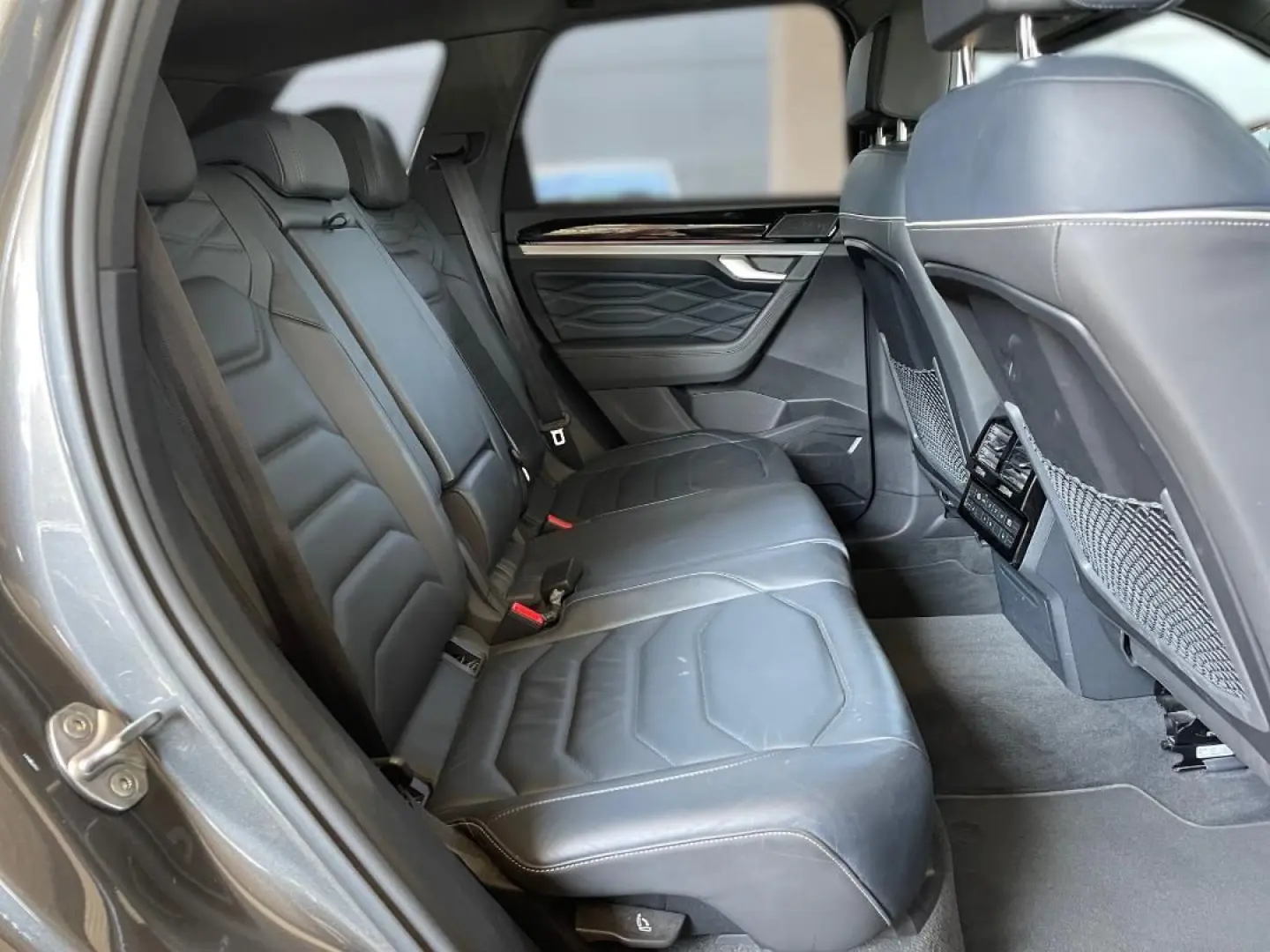 Touareg Elegance Elegance eHyb. Pano HuD Leder A