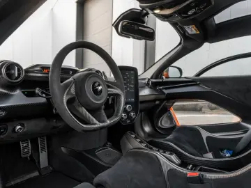 Senna - Ventura Orange - Full PFF - 1 of 500