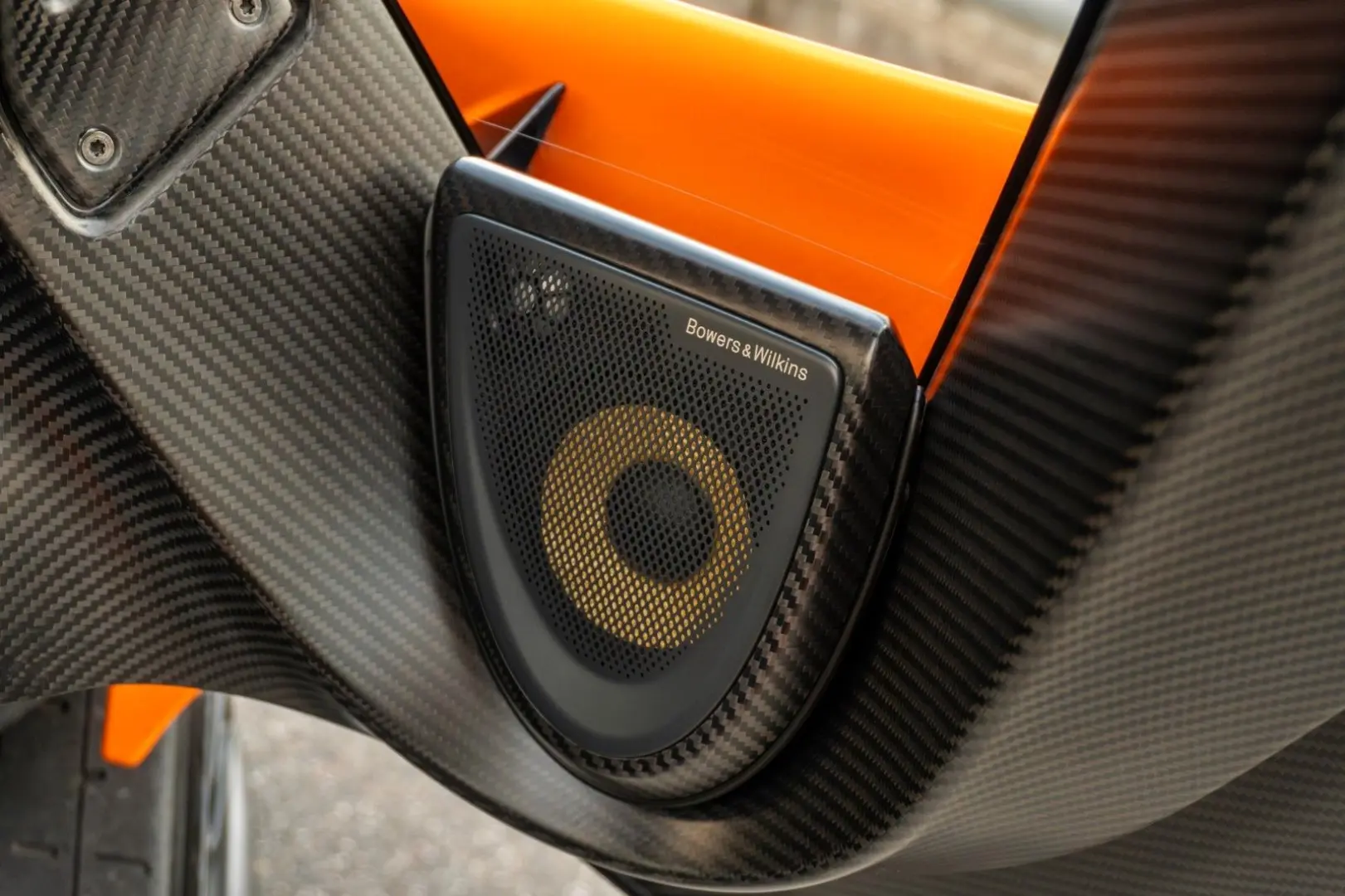 Senna - Ventura Orange - Full PFF - 1 of 500