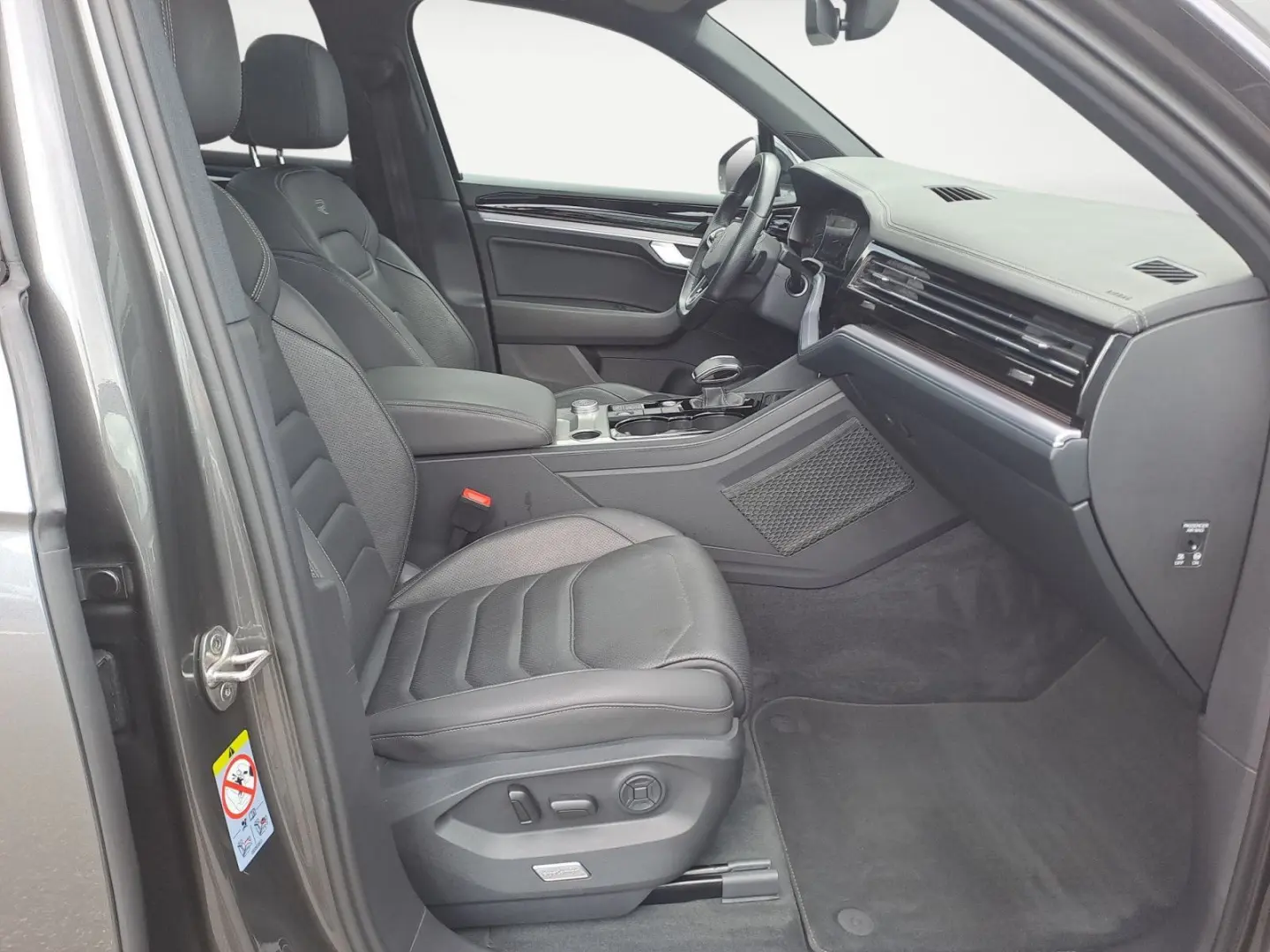 Touareg 3 0 V6 TDI 4Motion tiptronic R Line AHK