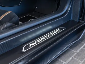 Aventador SVJ Roadster