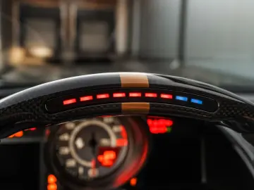 812 Competizione - Nero Daytona - Atelier