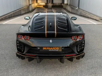 812 Competizione - Nero Daytona - Atelier