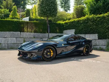 812 6.5 V12 Competizione DCT