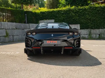 812 6.5 V12 Competizione DCT