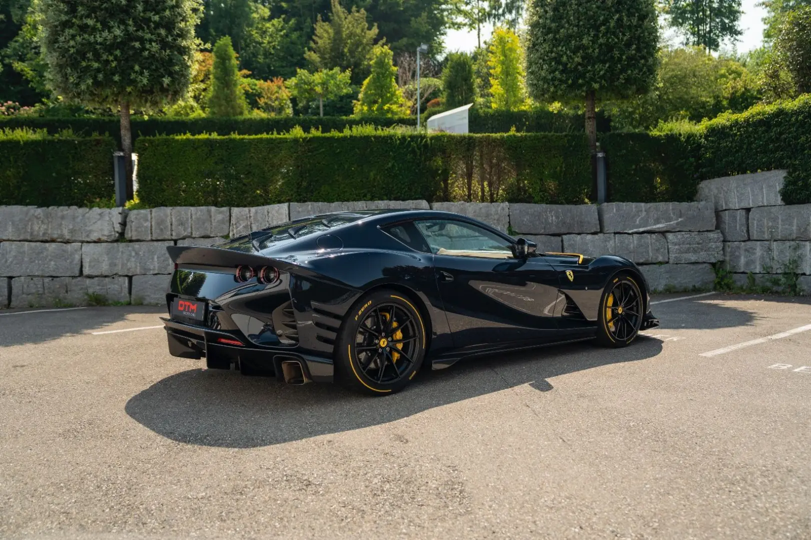 812 6.5 V12 Competizione DCT