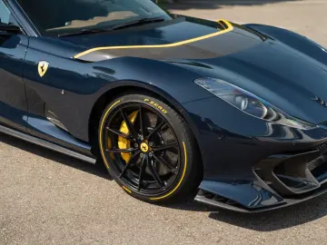 812 6.5 V12 Competizione DCT