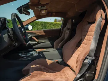 812 6.5 V12 Competizione DCT