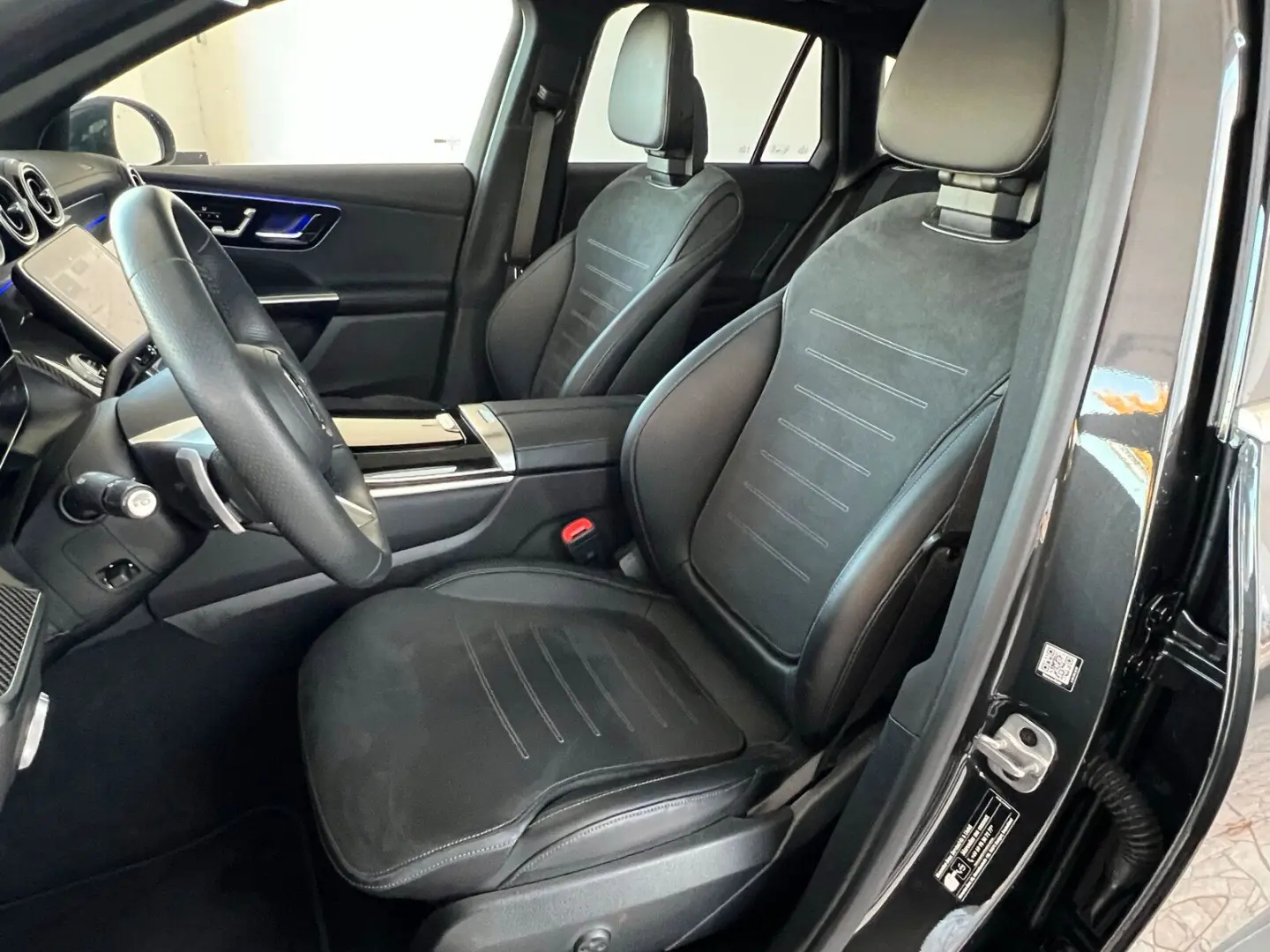 GLC 300 d 4M AMG Line Pano-Dach Distronic Kamera