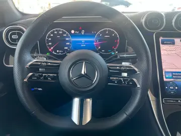 GLC 300 d 4M AMG Line Pano-Dach Distronic Kamera