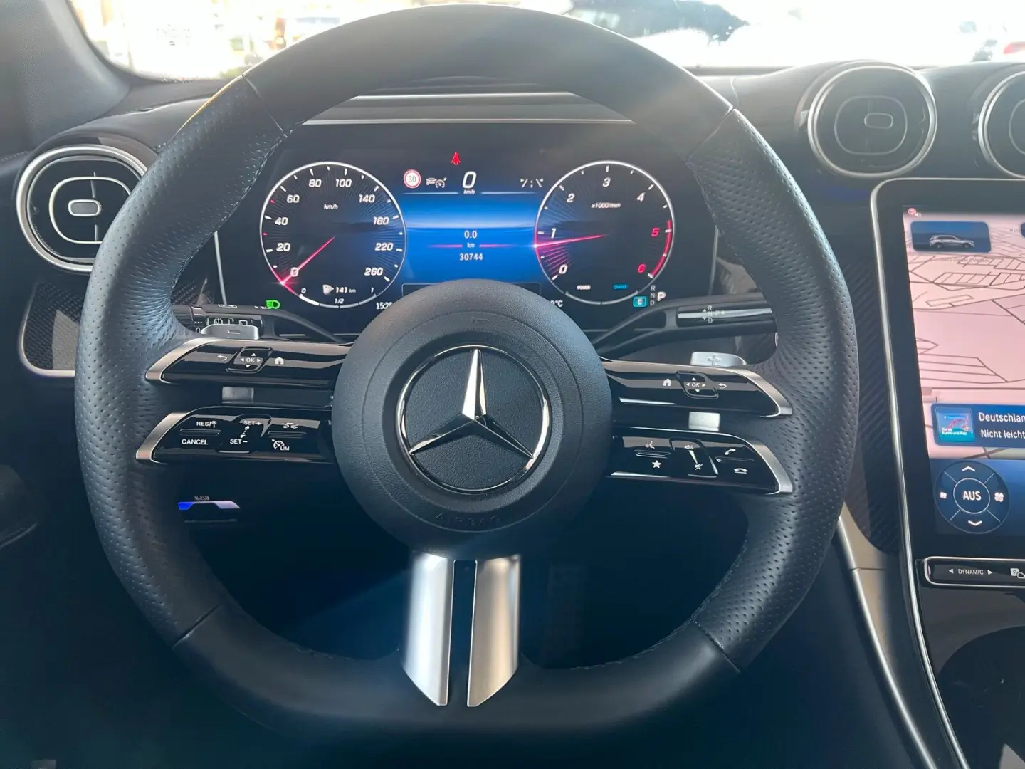 GLC 300 d 4M AMG Line Pano-Dach Distronic Kamera