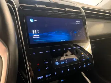 Tucson Hybrid 4WD NAVI LED 19  KAMERA DAB