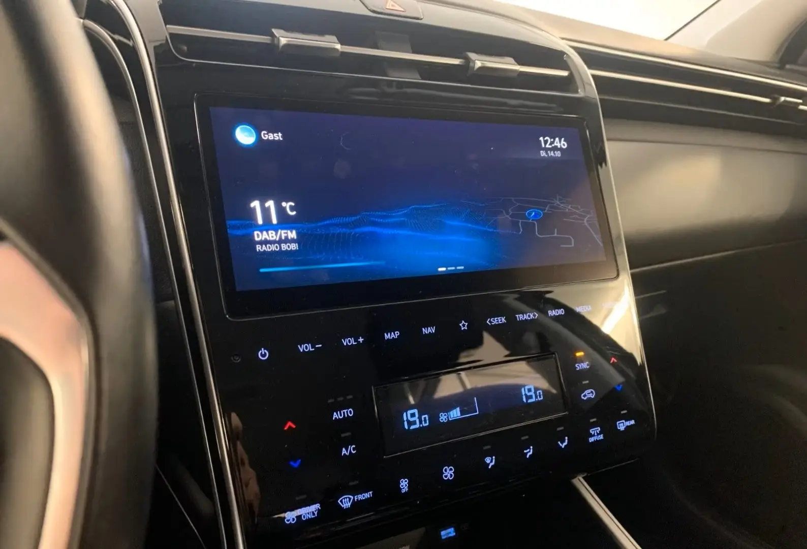Tucson Hybrid 4WD NAVI LED 19  KAMERA DAB
