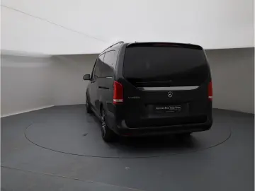 V 220 d AMG 7Sitze AHK ILS Navi RfKam 19Zoll