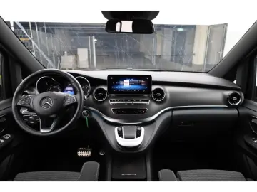 V 220 d AMG 7Sitze AHK ILS Navi RfKam 19Zoll