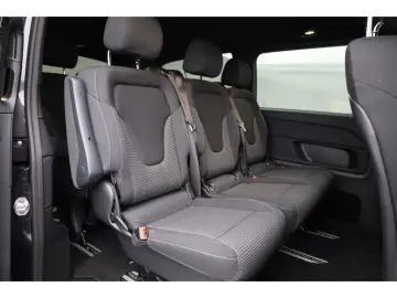 V 220 d AMG 7Sitze AHK ILS Navi RfKam 19Zoll