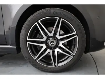 V 220 d AMG 7Sitze AHK ILS Navi RfKam 19Zoll