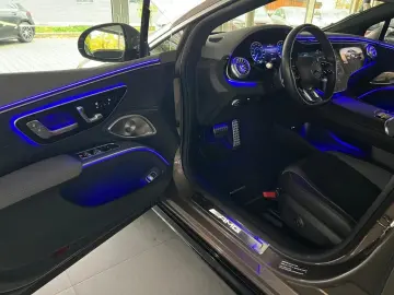 EQS 53 4M  AMG TV Hyperscreen AugmeHD RemoPark