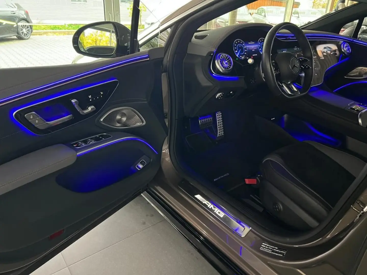 EQS 53 4M  AMG TV Hyperscreen AugmeHD RemoPark