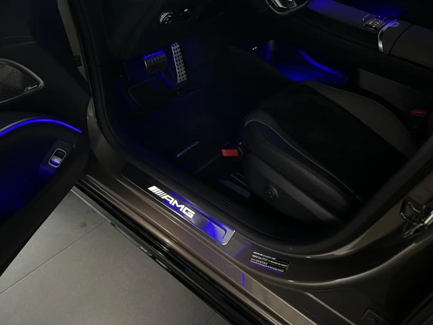 EQS 53 4M  AMG TV Hyperscreen AugmeHD RemoPark