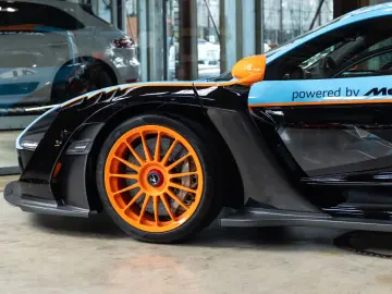 Senna LM  Gulf Edition 1 of 20  Straßenzulassung