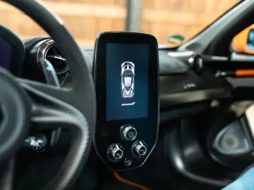 Senna LM  Gulf Edition 1 of 20  Straßenzulassung