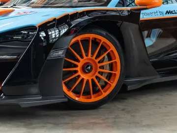 Senna LM  Gulf Edition 1 of 20  Straßenzulassung