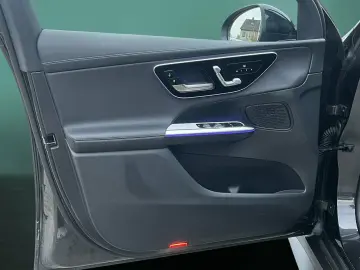 GLC 300 4M AMG NIGHT AHK DISTRO PANO 360  MEMORY