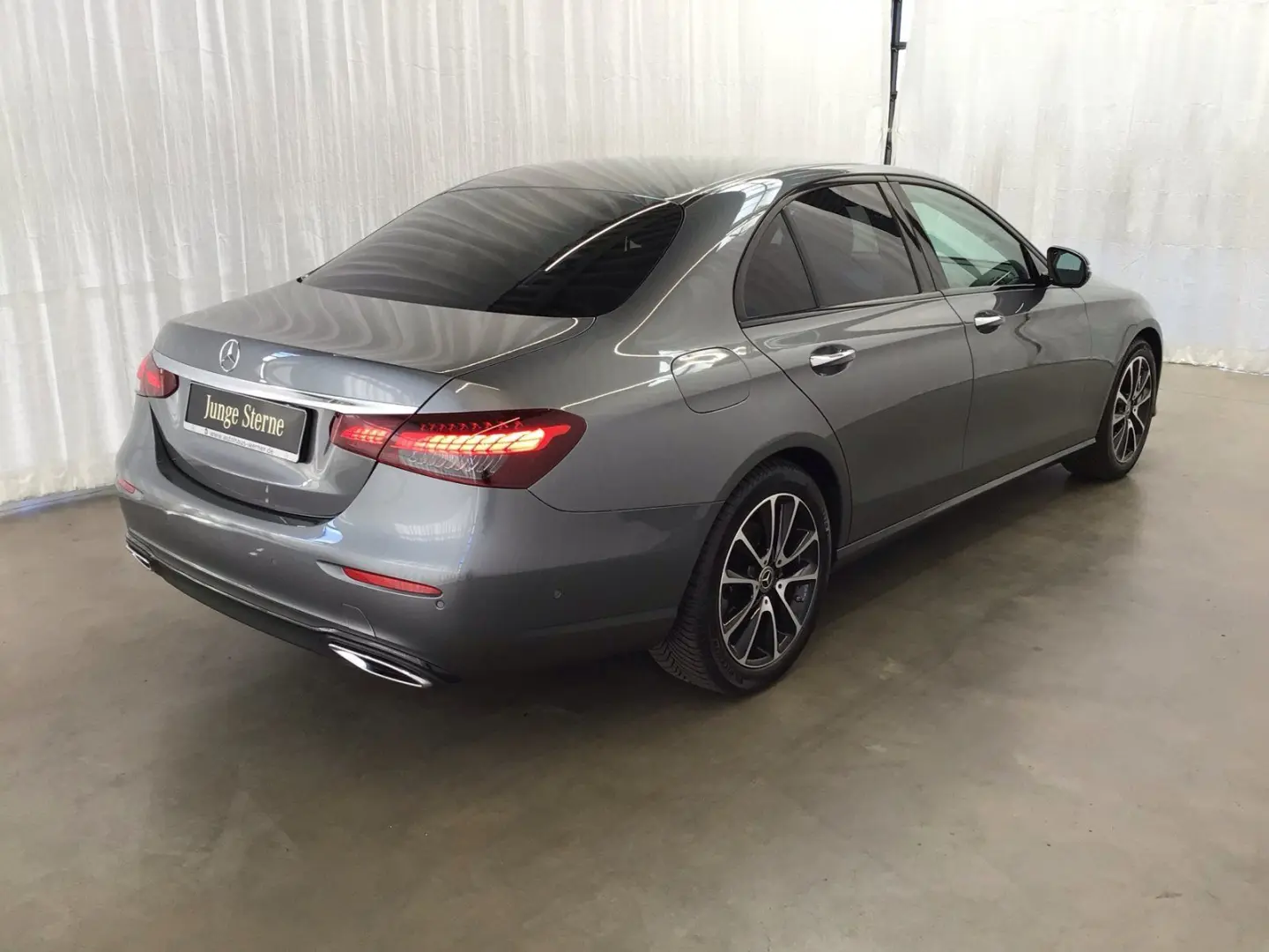 E 200 AVANTG NIGHT BUSI FAP KEYLGO 360  LED WDGS